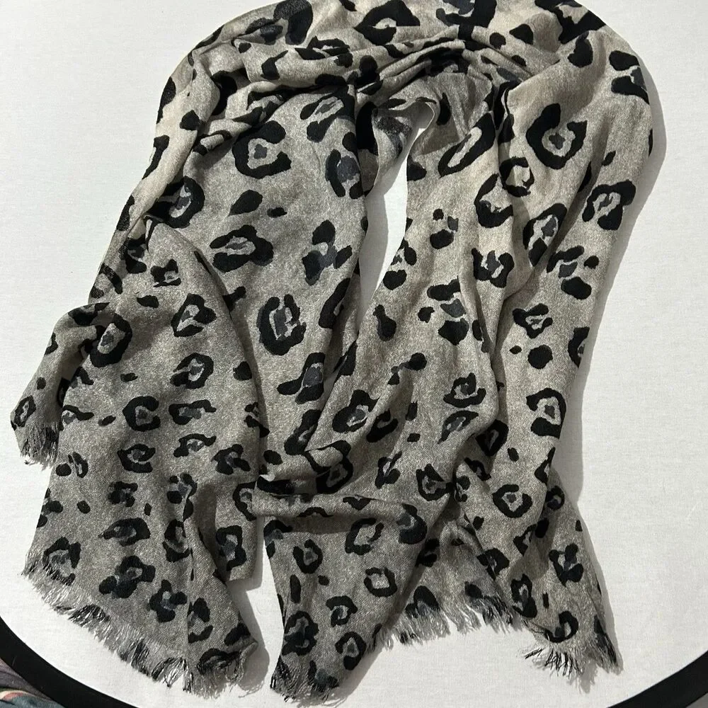grey and black leopard print scarf